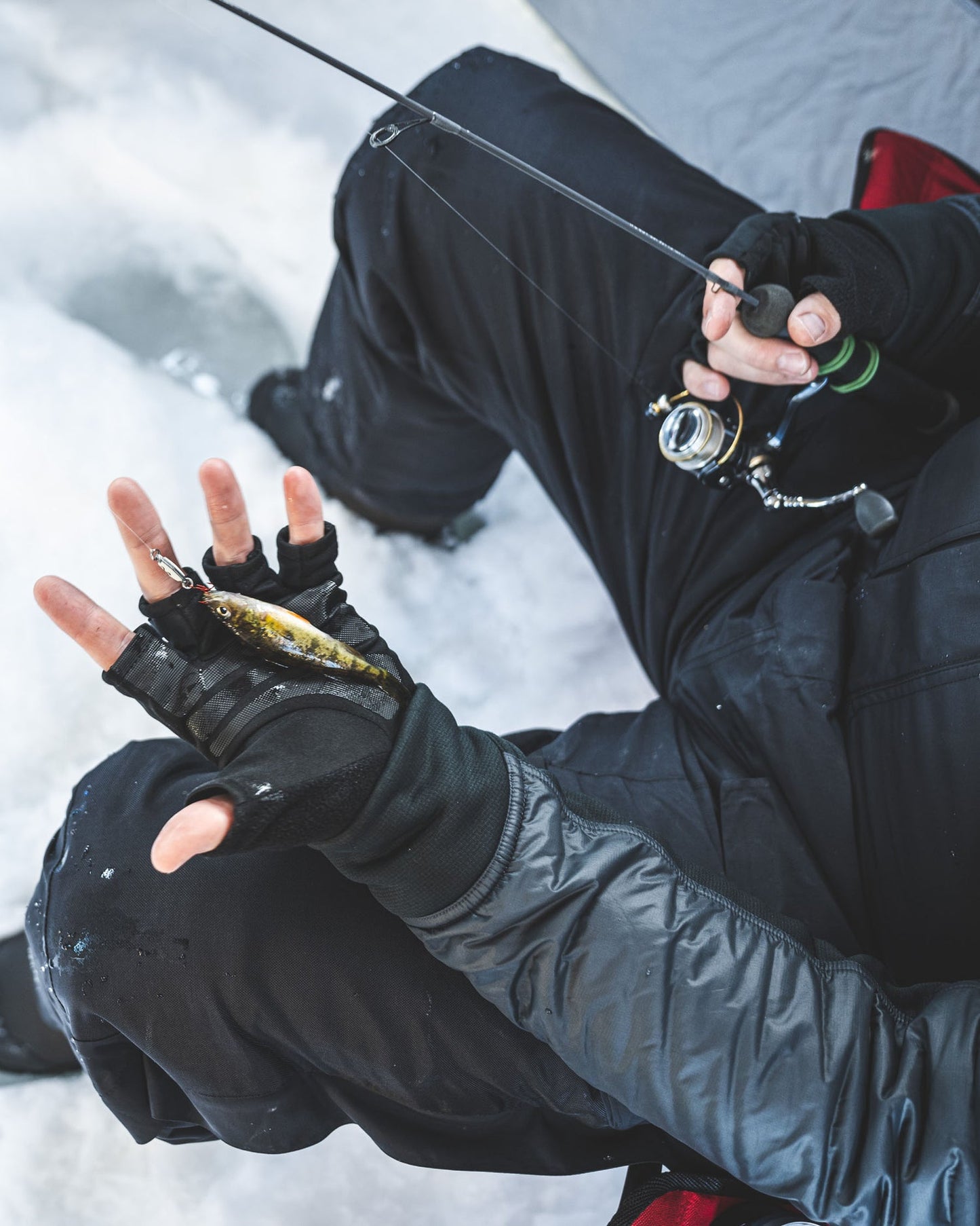 WINDSTOPPER® Half-Finger Fishing Glove