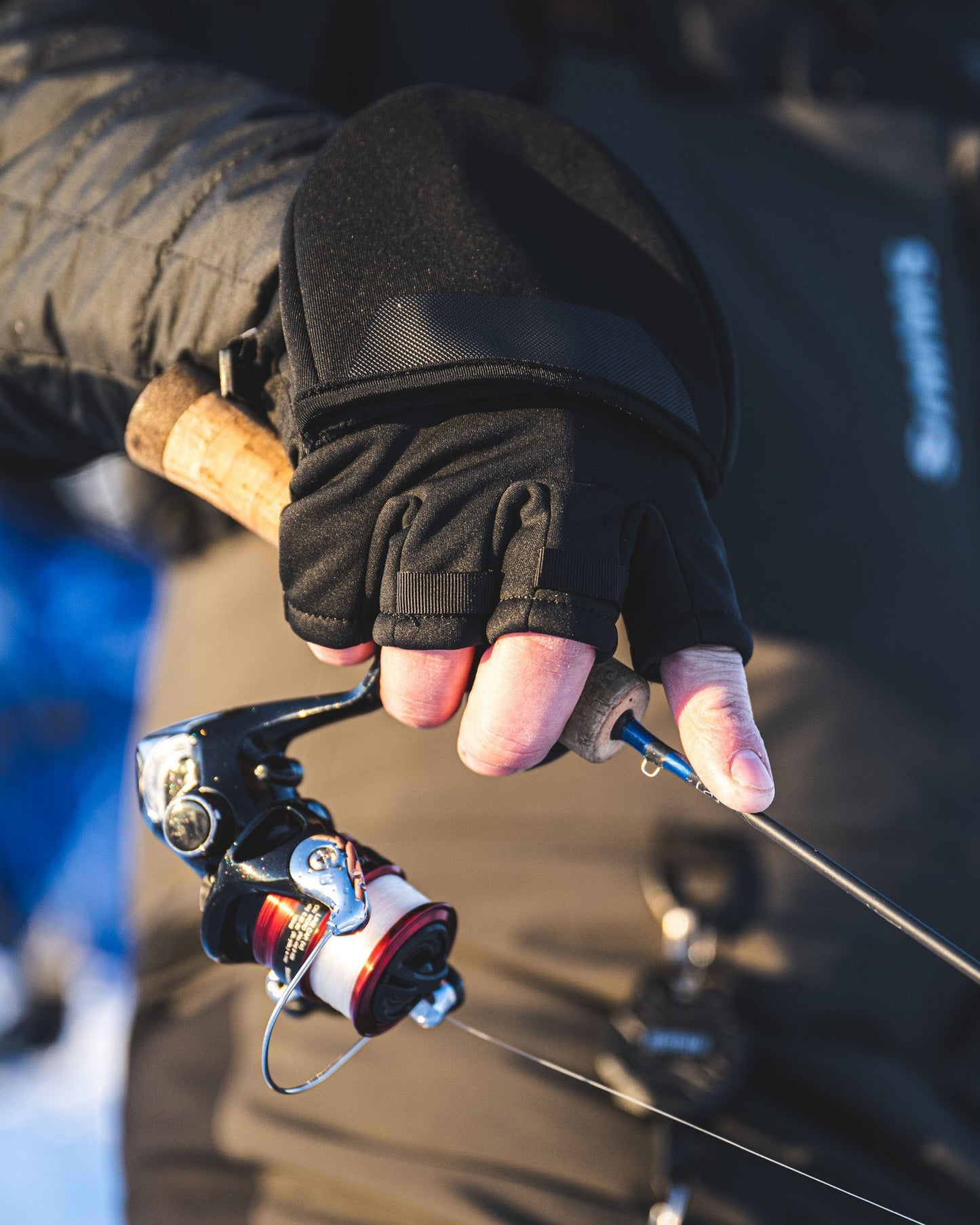 WINDSTOPPER® Foldover Fishing Mitt